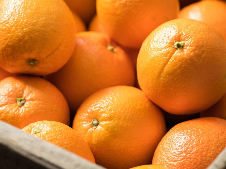 Valencia Oranges vs Navel Oranges: Citrus Showdown