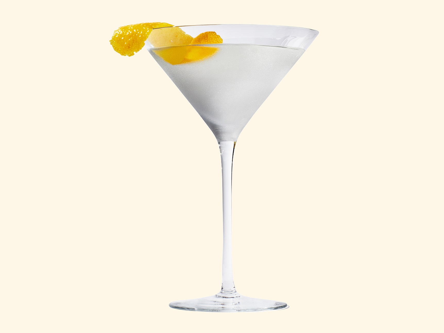 Vodka Martini vs Gin Martini: Classic Cocktail Choices